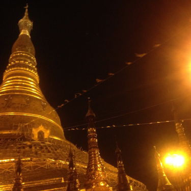 Shwe Dagon Pagoda in Yangon with neurofeedback training